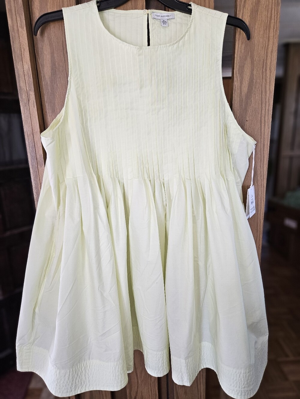 NWT Free Assembly Sz S (4-6) Light Yellow Sleeveless Pleated Babydoll Dress